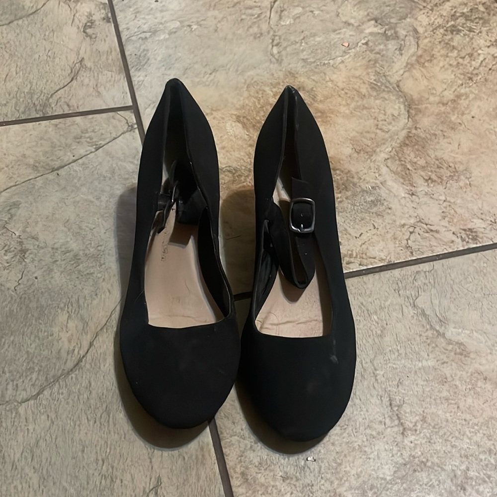 7.5 black heel flat wedges